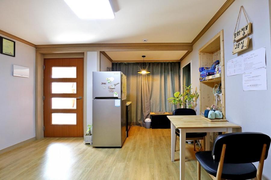 The Flower Road Guesthouse Suncheon Eksteriør billede
