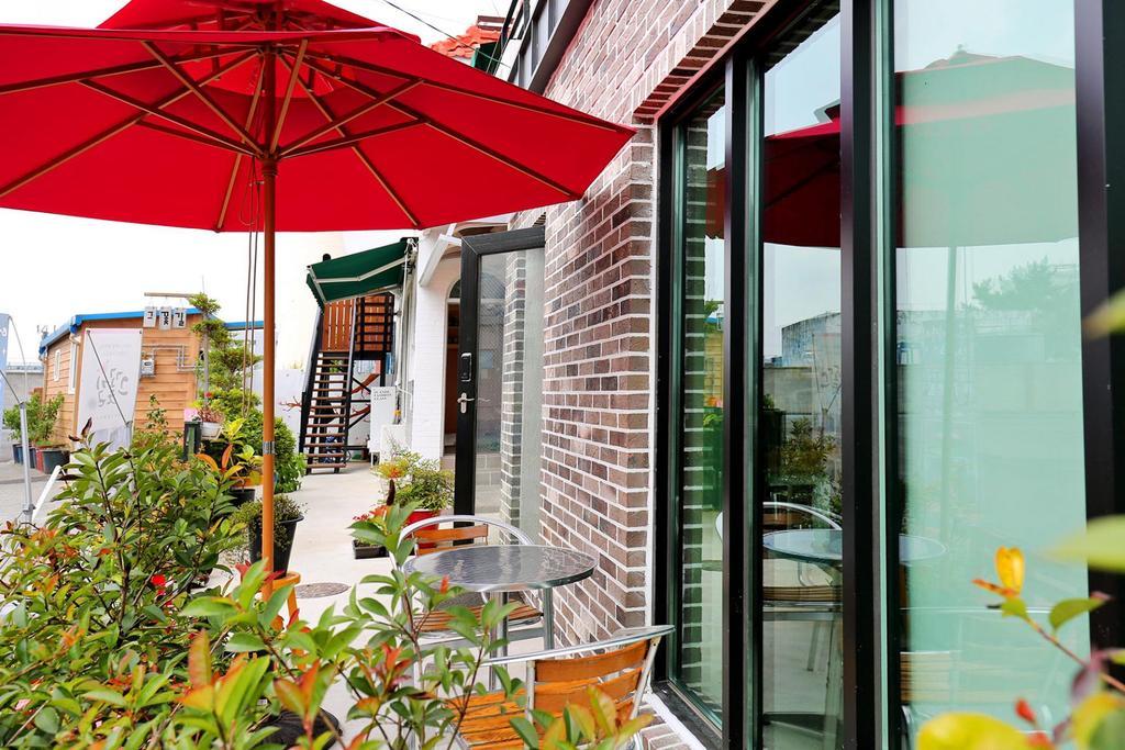 The Flower Road Guesthouse Suncheon Eksteriør billede